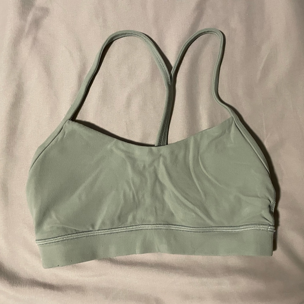 Lululemon Flow Y Nulu Bra
